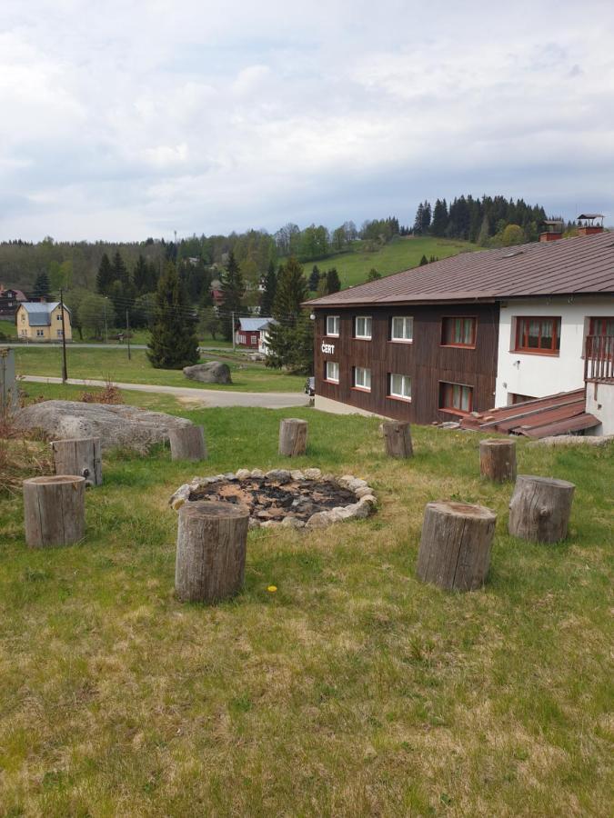 Hacienda Cert Kořenov Extérieur photo